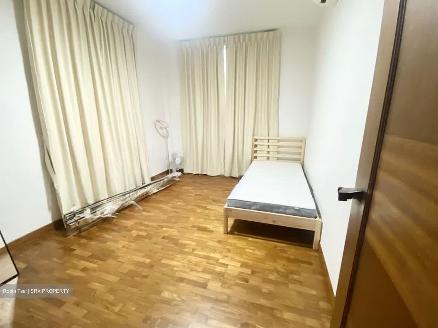 Woodlands Avenue 1 (D25), Terrace #558223381